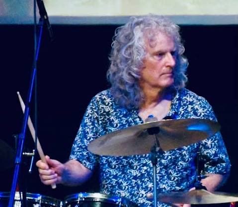 Steve Rucker playing live behind the kit